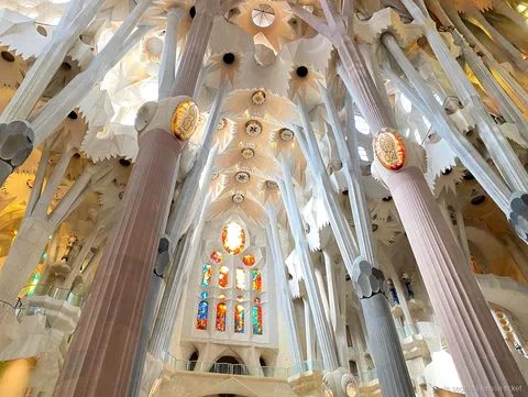 Vista general del tour de un día por las casas de Gaudí y la Sagrada Familia