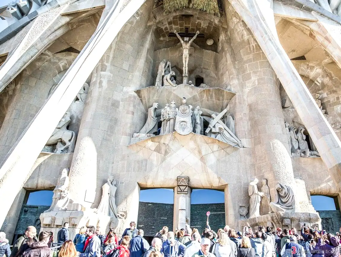 Wendeltreppe auf der Sagrada Familia Turmzugang Tour